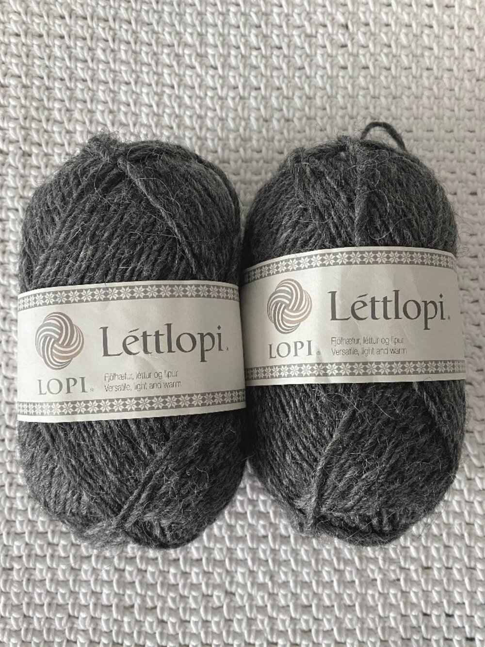 NWT Istex Lopi Lettlopi Colour 0058 Dark Grey Lot of  2
